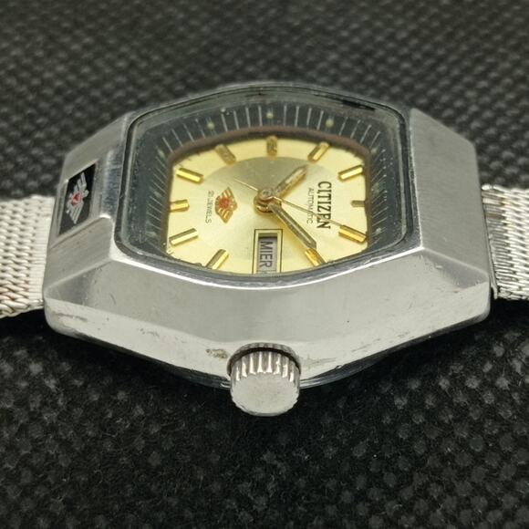 Vintage 1987 Citizen Automatic Womans Silver Watch W/daydate & Gold accents - Picture 5 of 8